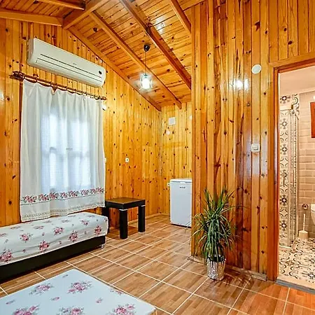 Cuhadar Ahsap Evleri 5*