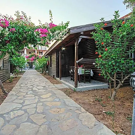 Cuhadar Ahsap Evleri Hotel